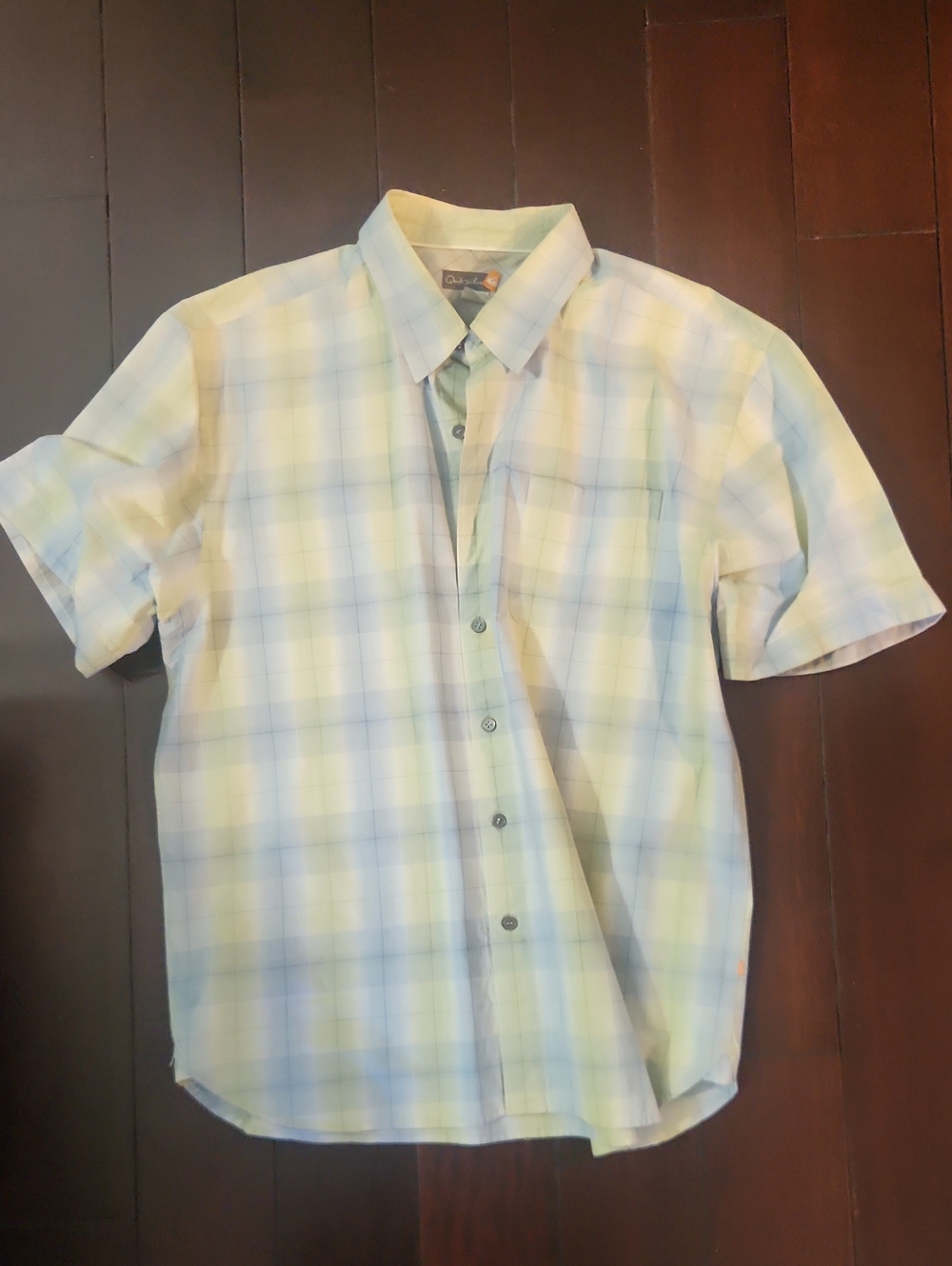 Quicksilver Plaid Short-Sleeve Button-Up Shirt in Light Blue Green